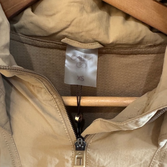 NWT! Women’s Calia tan brown pullover hooded windbreaker jacket XS $118 - Picture 4 of 5
